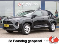 Zwart Gebruikt 2024 Toyota Yaris Cross Active SUV | € 28.500 (Eerlijke prijs)