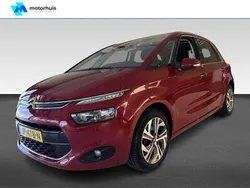 Rood Gebruikt 2016 Citroën C4 Picasso Intensive MPV | € 12.470 (Eerlijke prijs)