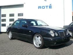 Zwart Gebruikt 1997 Mercedes E420 Sedan | € 8.900