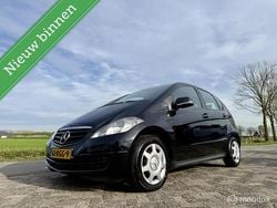Zwart Gebruikt 2011 Mercedes A160 Business MPV | € 999 (Super prijs)