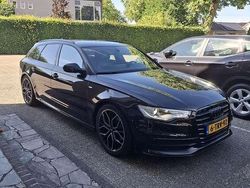 Zwart Gebruikt 2014 Audi A6 Sport Stationwagen | € 19.900 (Iets duurder)