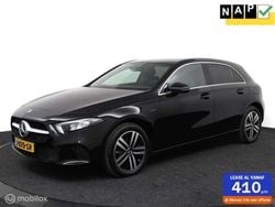 Zwart Gebruikt 2020 Mercedes A250 Luxury Hatchback | € 28.900 (Eerlijke prijs)