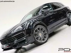 Zwart Gebruikt 2019 Porsche Cayenne Turbo SUV | € 79.999 (Duur)