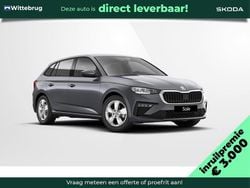 Grijs (metallic) Nieuw 2025 Skoda Scala Selection Hatchback | € 27.950 (Goede deal)