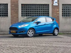 Blauw Gebruikt 2013 Ford Fiesta Hatchback | € 4.750 (Eerlijke prijs)