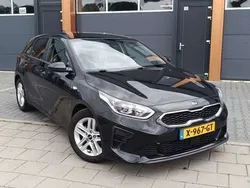 Zwart Gebruikt 2021 Kia Ceed Hatchback | € 14.950 (Eerlijke prijs)