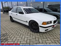 Wit Gebruikt 1992 BMW 325 Sedan | € 12.000