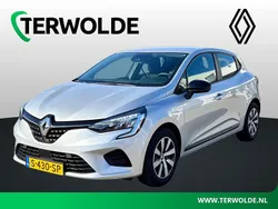 Grijs Gebruikt 2023 Renault Clio V Equilibre Hatchback | € 16.840