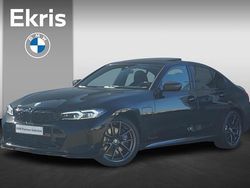 Zwart Gebruikt 2025 BMW 320 M Performance Sedan | € 49.900 (Duur)