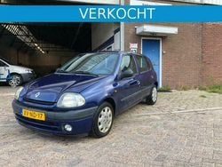 Blauw Gebruikt 1999 Renault Clio II Hatchback | € 749 (Goede deal)