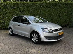 Grijs Gebruikt 2009 VW Polo Hatchback | € 3.300 (Goede deal)