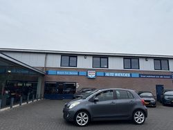 Grijs Gebruikt 2007 Toyota Yaris Sport Hatchback | € 4.950 (Eerlijke prijs)