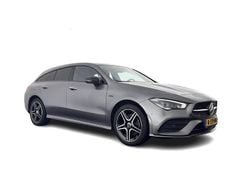 Grijs (metallic) Gebruikt 2021 Mercedes CLA250e Shooting Brake Business Stationwagen | € 19.945 (Super prijs)