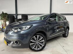 Grijs Gebruikt 2015 Renault Kadjar Bose Edition SUV | € 8.950 (Eerlijke prijs)