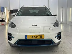 Wit Gebruikt 2021 Kia e-Niro 3 SUV | € 19.900 (Eerlijke prijs)