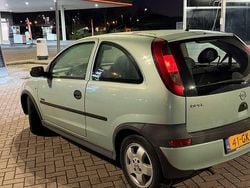 Groen Gebruikt 2000 Opel Corsa Elegance Hatchback | € 1.250 (Eerlijke prijs)