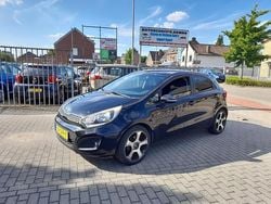 Zwart Gebruikt 2011 Kia Rio Hatchback | € 4.295 (Eerlijke prijs)