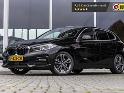 Zwart Gebruikt 2022 BMW 118 Sport Line Hatchback | € 22.845