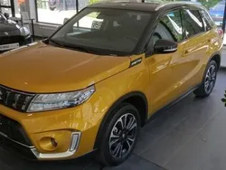 Goud Gebruikt 2021 Suzuki Vitara Style SUV | € 22.900 (Eerlijke prijs)