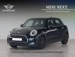 Zwart, metallic lak Gebruikt 2021 Mini Cooper Classic Hatchback | € 21.495 (Duur)