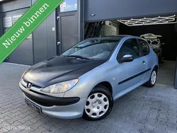 Grijs Gebruikt 2004 Peugeot 206 Hatchback | € 699 (Goede deal)