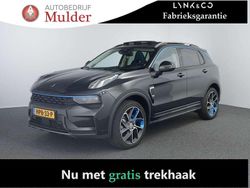 Zwart Gebruikt 2023 Lynk & Co 01 SUV | € 27.945 (Eerlijke prijs)