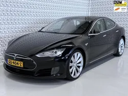 Zwart Gebruikt 2015 Tesla Model S Performance Sedan | € 29.999