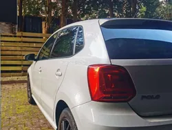 Gebruikt 2014 VW Polo Comfortline Sedan | € 7.200 (Goede deal)