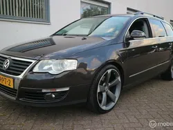 Zwart Gebruikt 2009 VW Passat Trendline Stationwagen | € 2.400 (Goede deal)