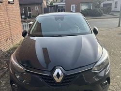 Zwart Gebruikt 2021 Renault Clio V Intens Hatchback | € 13.500 (Iets duurder)
