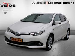 Wit Gebruikt 2017 Toyota Auris Hatchback | € 17.950