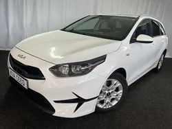 Wit, metallic lak Gebruikt 2022 Kia Ceed Sportswagon Stationwagen | € 18.395 (Goede deal)