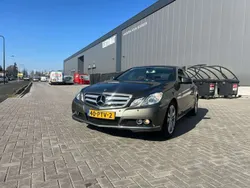 Beige Gebruikt 2011 Mercedes E200 Elegance Coupé | € 10.995 (Goede deal)