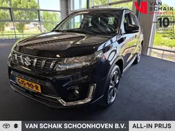 Zwart Gebruikt 2024 Suzuki Vitara Style SUV | € 26.950 (Eerlijke prijs)