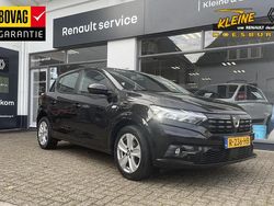 Zwart Gebruikt 2022 Dacia Sandero Comfort Hatchback | € 15.545 (Eerlijke prijs)