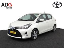 Wit Gebruikt 2016 Toyota Yaris Hybrid Trend Hatchback | € 14.750 (Eerlijke prijs)