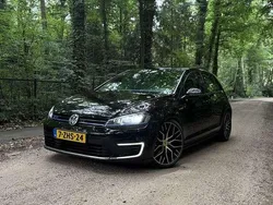 Zwart Gebruikt 2015 VW Golf VII GTE Stationwagen | € 9.900 (Eerlijke prijs)