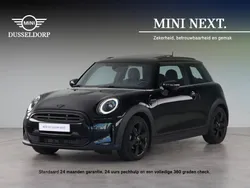 Midnight black (donker zwart metallic) Gebruikt 2021 Mini Cooper Classic Hatchback | € 23.450 (Eerlijke prijs)