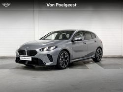 Alpineweiss (licht wit) Gebruikt 2024 BMW 120 M Sport Hatchback | € 39.900 (Eerlijke prijs)