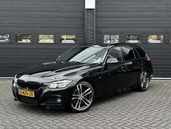 Zwart Gebruikt 2019 BMW 320 M Sport Stationwagen | € 22.900 (Goede deal)