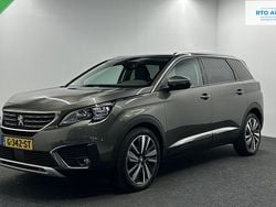 Grijs Gebruikt 2020 Peugeot 5008 Premium SUV | € 18.000 (Eerlijke prijs)
