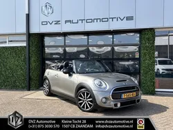 Grijs, metallic lak Gebruikt 2017 Mini Cooper S Cabriolet Business Cabriolet | € 21.950 (Eerlijke prijs)