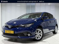 Blauw Gebruikt 2018 Toyota Auris Hybrid Hatchback | € 15.749 (Eerlijke prijs)