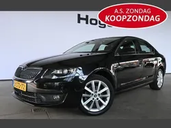 Zwart Gebruikt 2014 Skoda Octavia Business Line Hatchback | € 9.940 (Eerlijke prijs)