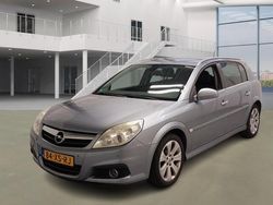 Grijs Gebruikt 2007 Opel Signum Executive Stationwagen | € 3.995