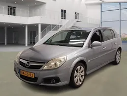 Grijs Gebruikt 2007 Opel Signum Executive Stationwagen | € 3.995