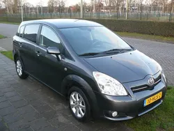Grijs, metallic lak Gebruikt 2009 Toyota Corolla Verso Luna MPV | € 8.450 (Duur)