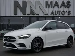 Wit Gebruikt 2023 Mercedes B250e AMG line MPV | € 37.950 (Goede deal)