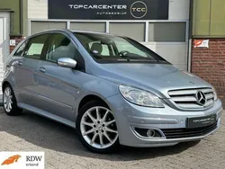 Blauw Gebruikt 2005 Mercedes B200 MPV | € 4.699 (Eerlijke prijs)