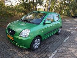 Groen Gebruikt 2006 Kia Picanto Hatchback | € 1.500 (Eerlijke prijs)